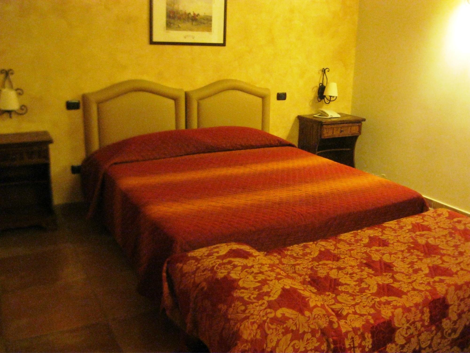 Hotel Tenuta San Francesco Barletta Bagian luar foto
